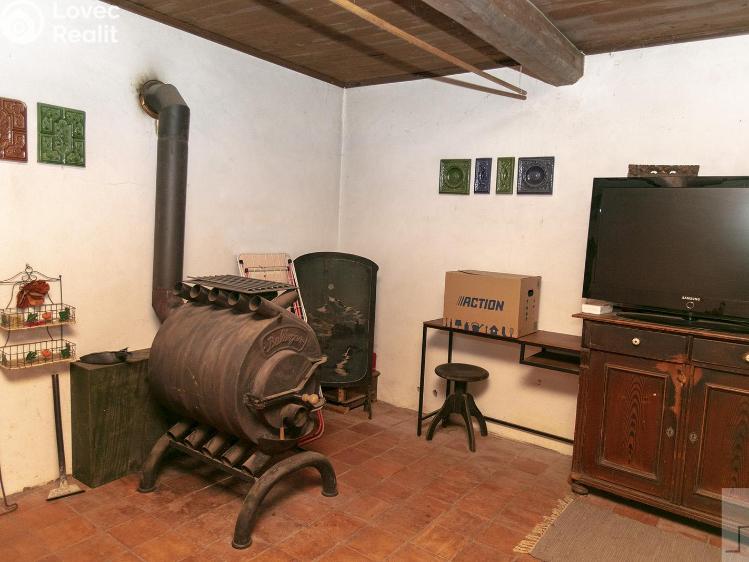 Prodej zemědělské usedlosti Řepníky č. 19