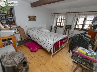 Prodej zemědělské usedlosti Řepníky č. 24
