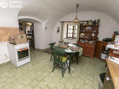 Prodej zemědělské usedlosti Řepníky č. 25
