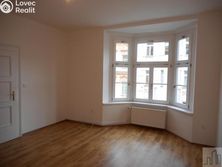 Prodej bytu 3+1 Praha, Koldínova č. 19