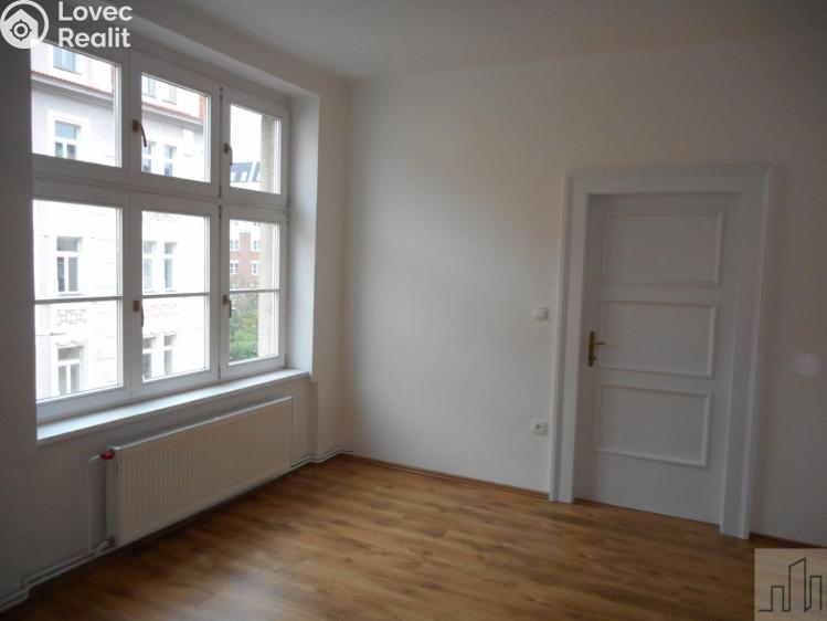 Prodej bytu 3+1 Praha, Koldínova č. 20