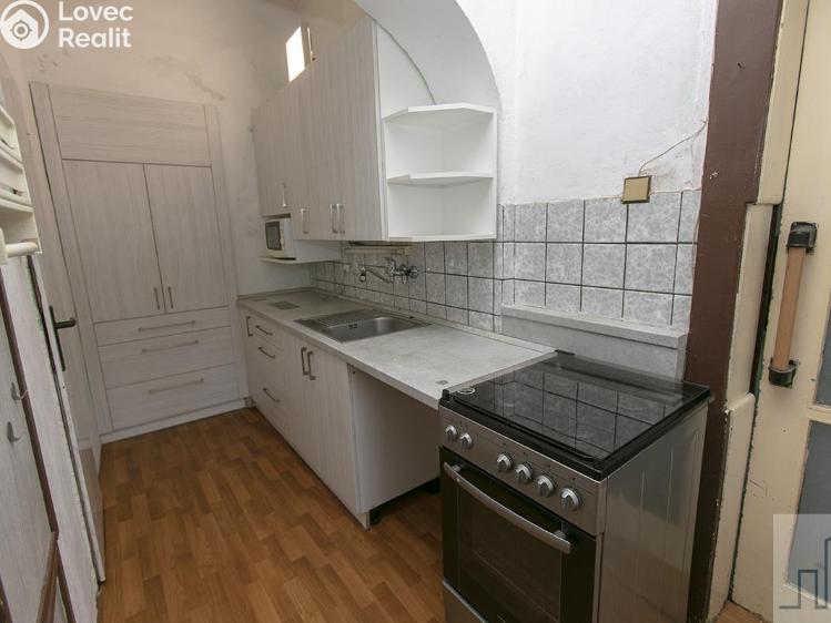 Prodej vícegeneračního domu Lahošť, Švermova č. 13
