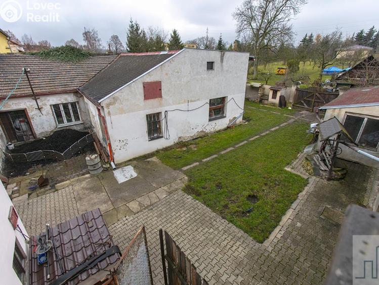 Prodej vícegeneračního domu Lahošť, Švermova č. 25