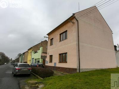 Prodej vícegeneračního domu Lahošť, Švermova č. 2
