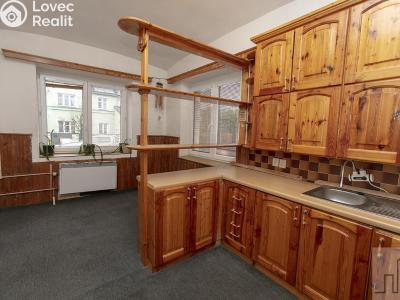 Prodej vícegeneračního domu Lahošť, Švermova č. 4