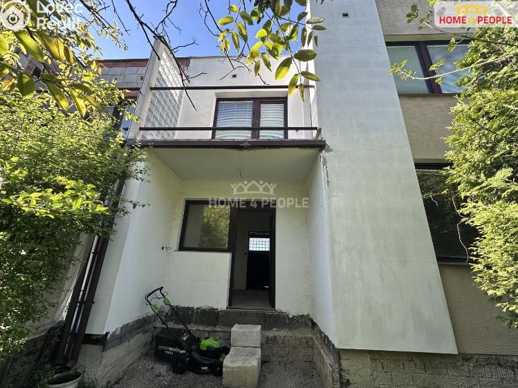 Prodej rodinného domu Praha 11, Zimákova č. 18