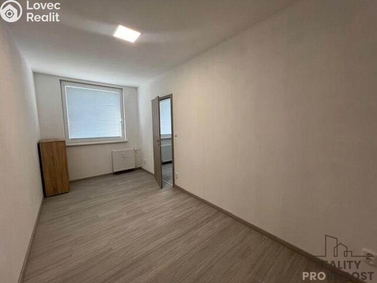 Rent apartment 2+1 Hodonín, Lužní č. 6