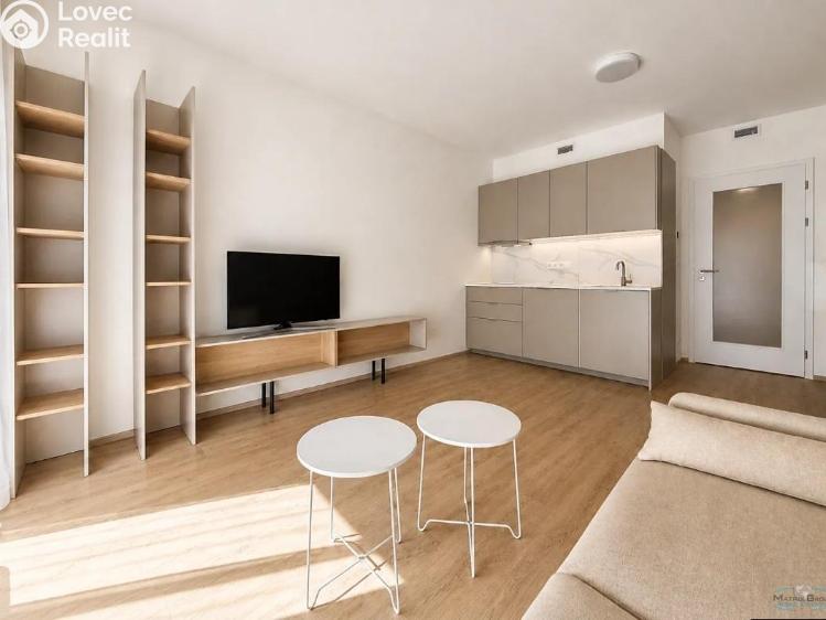 Prodej bytu 1+KK Praha, Poděbradská 531/50 č. 5