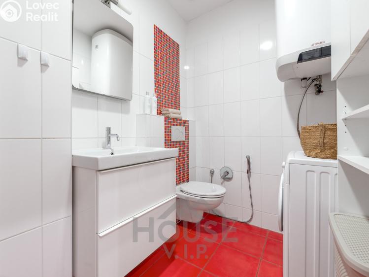 Prodej bytu 2+KK Praha, Jeseniova č. 28