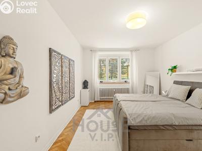 Sale apartment 2+KK Praha, Jeseniova č. 6