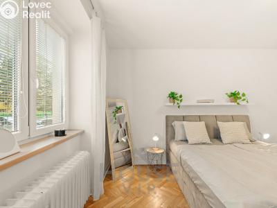 Sale apartment 2+KK Praha, Jeseniova č. 9