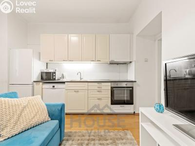 Sale apartment 2+KK Praha, Jeseniova č. 14
