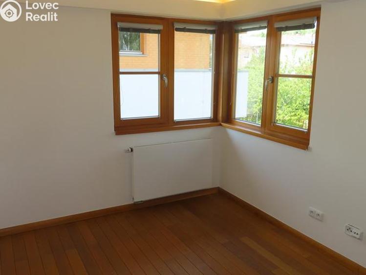 Pronájem bytu 3+KK Praha, U dětského hřiště č. 14