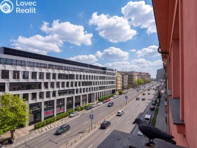 Prodej bytu 2+KK Praha, 5. května č. 1
