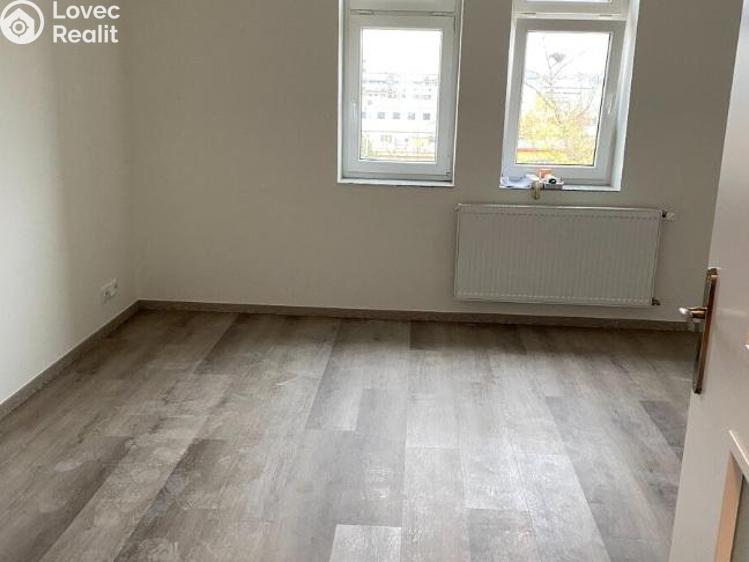 Rent apartment 1+KK Praha, Freyova 291/8 č. 2