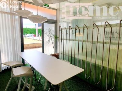 Продажа офисного помещения Jesenice, Nákupní 1127 č. 3