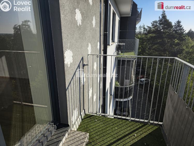 Pronájem bytu 2+KK Milovice, Zátopkova č. 13