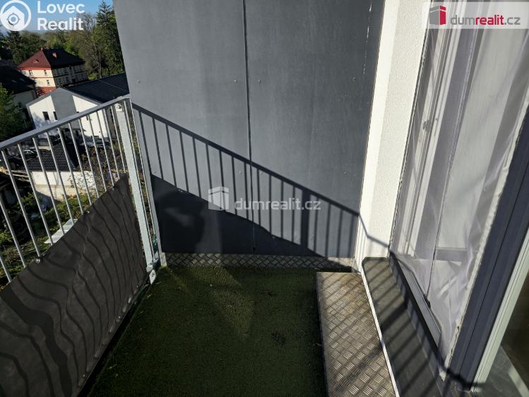 Pronájem bytu 2+KK Milovice, Zátopkova č. 14