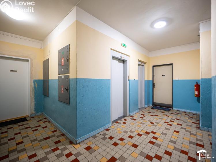 Prodej bytu 3+1 Pardubice, Na Drážce 1564 č. 16