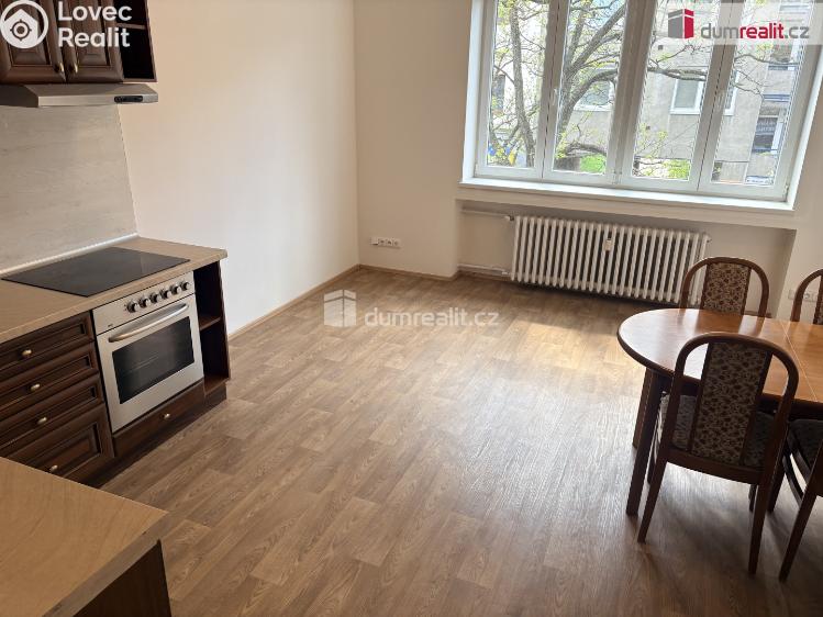 Rent apartment 2+KK Hodonín, Národní třída č. 4