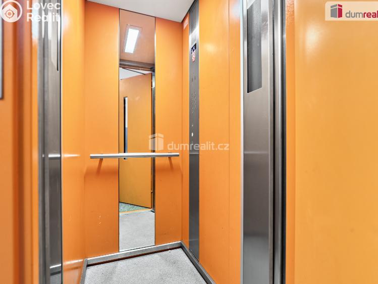 Prodej bytu 2+1 Karlovy Vary, Modenská č. 13