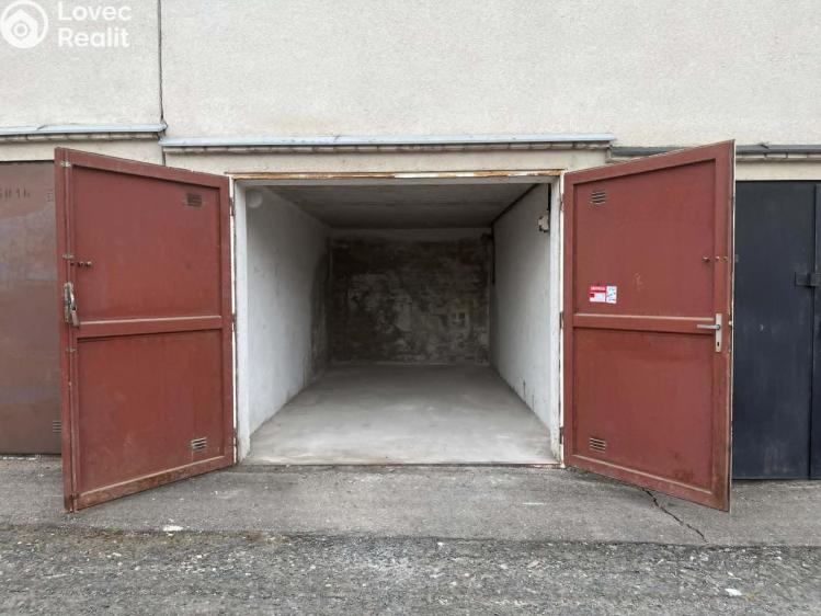 Pronájem garáže Kolín, Jabloňová 841 č. 1