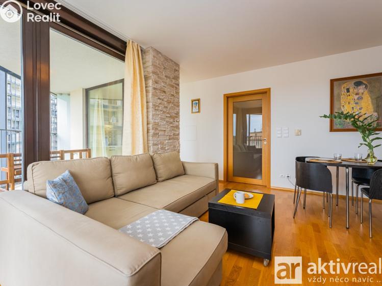 Pronájem bytu 1+KK Praha, Pitterova 2855/13 č. 12