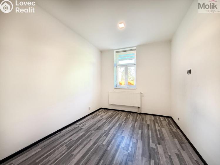 Pronájem bytu 3+KK Lom, Osecká 472 č. 9