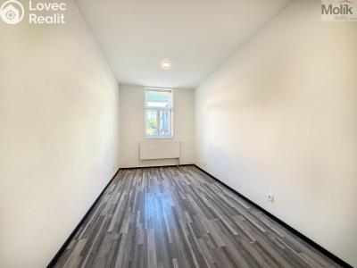 Оренда квартири 3+KK Lom, Osecká 472 č. 15
