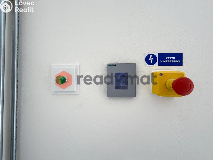 Rent commercial space Hodonín, Křičkova č. 18