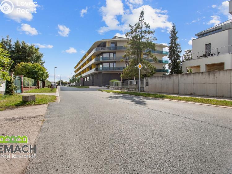 Аренда квартиры 2+KK Hradec Králové, Pálenecká č. 5