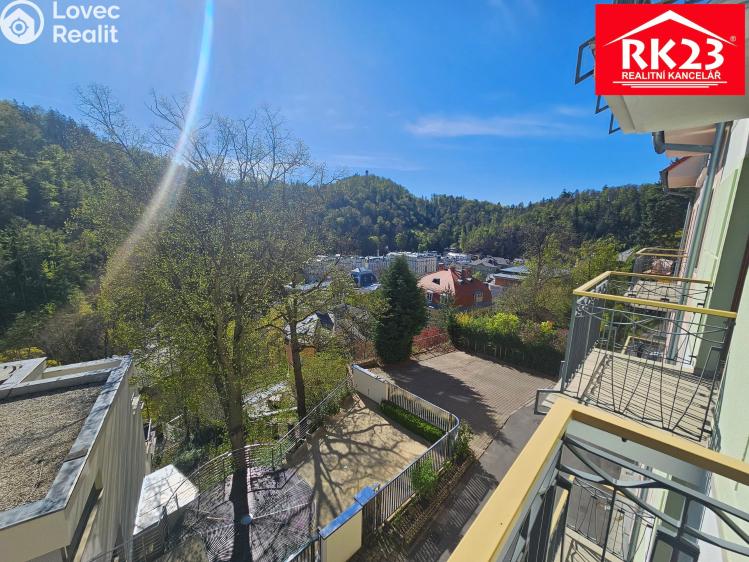 Prodej bytu 3+KK Karlovy Vary, Nebozízek 755/27 č. 2