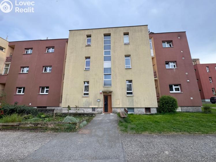 Pronájem bytu 3+KK Kladno, Kordačova č. 17