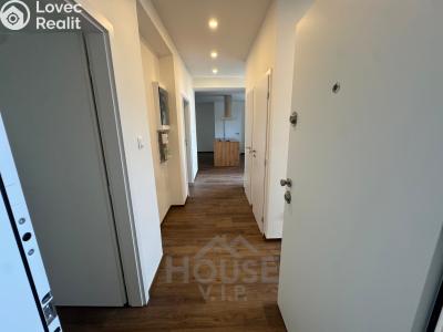 Pronájem bytu 3+KK Kladno, Kordačova č. 4