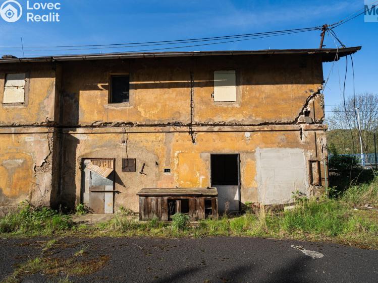 Prodej obchodního prostoru Povrly, Pod Kozákem 29/3 č. 14