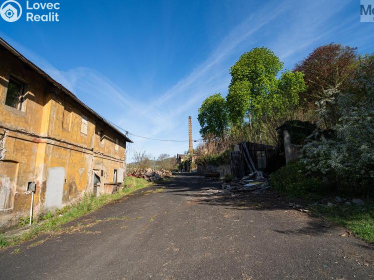 Prodej obchodního prostoru Povrly, Pod Kozákem 29/3 č. 23