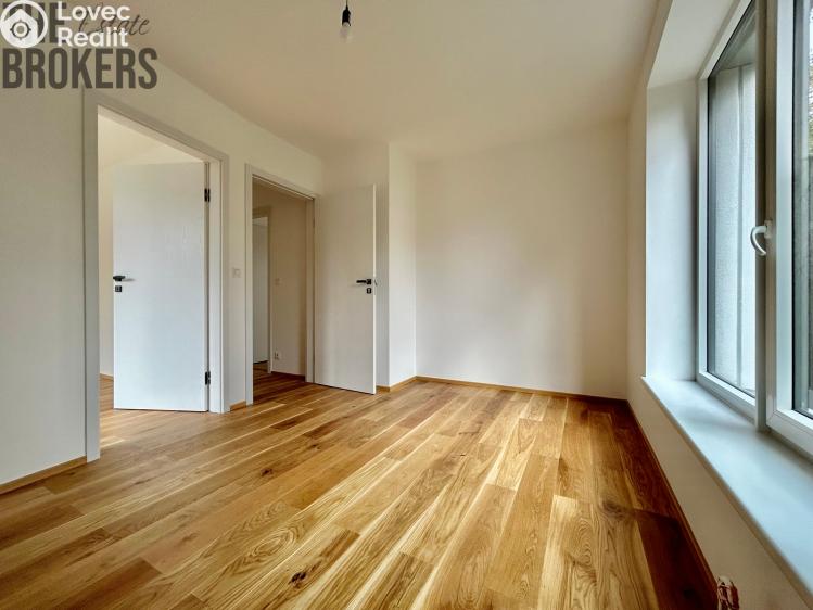 Prodej bytu 4+KK Praha 6, U hotelu 1377/5 č. 8