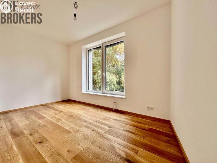 Prodej bytu 4+KK Praha 6, U hotelu 1377/5 č. 12