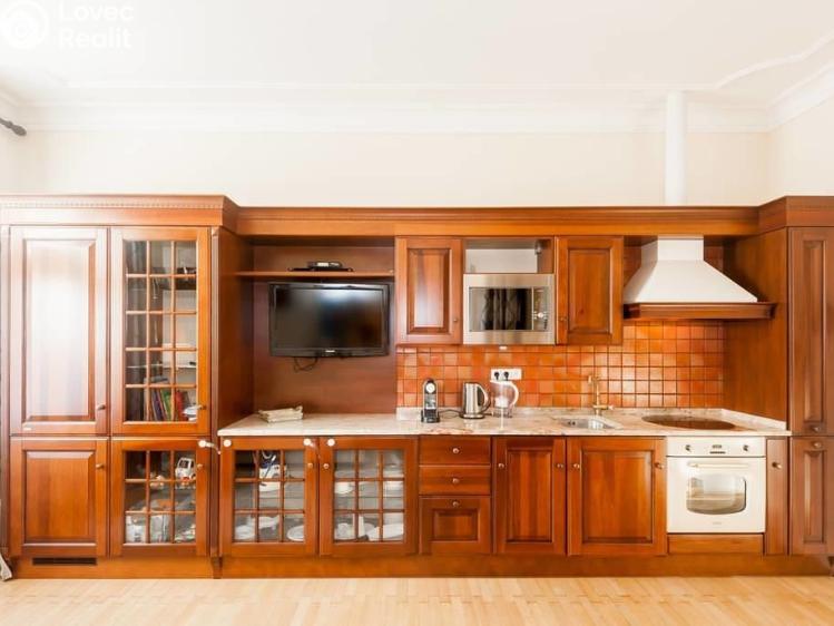 Pronájem bytu 2+KK Praha, Ovenecká 323/40 č. 7