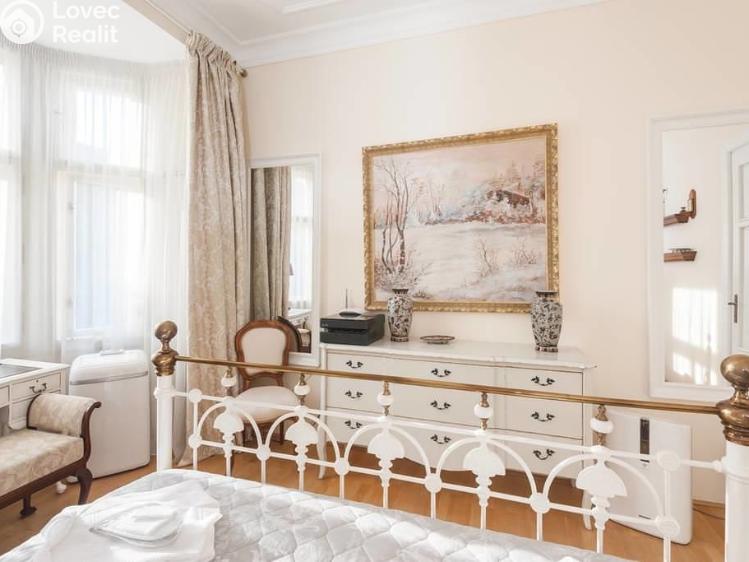Pronájem bytu 2+KK Praha, Ovenecká 323/40 č. 15