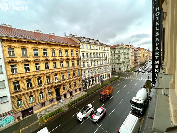 Prodej bytu 1+KK Praha, Legerova 1822/43 č. 11