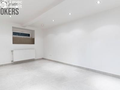 Продаж квартири 3+1 Praha, Jenečská č. 9