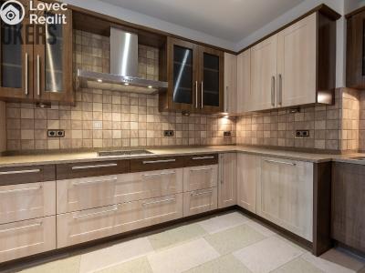 Продаж квартири 3+1 Praha, Jenečská č. 15