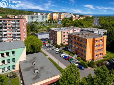 Продажа квартиры 3+1 Chomutov, Kundratická 4495 č. 33