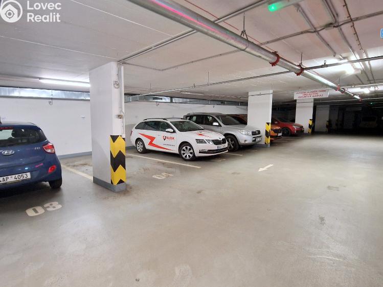Rent parking place Praha, Modenská č. 3