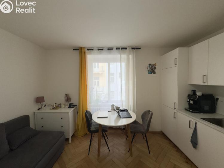 Pronájem bytu 2+KK Praha, Podskalská 392/7 č. 13