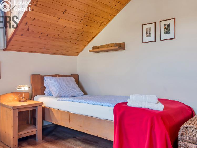Prodej rodinného domu Hlásná Třebaň, Karlštejnská č. 20