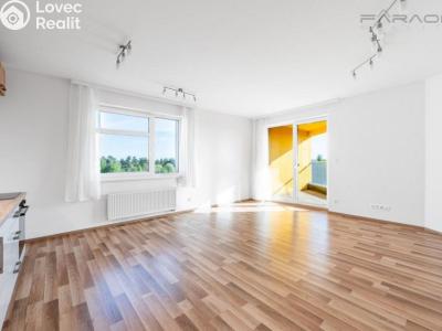 Pronájem bytu 3+KK Praha, Ke kříži č. 1