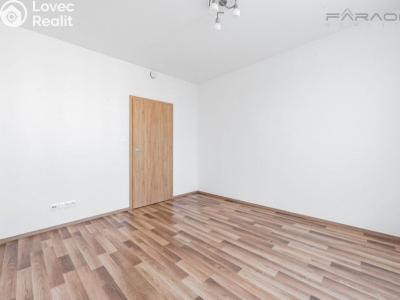 Rent apartment 3+KK Praha, Ke kříži č. 7