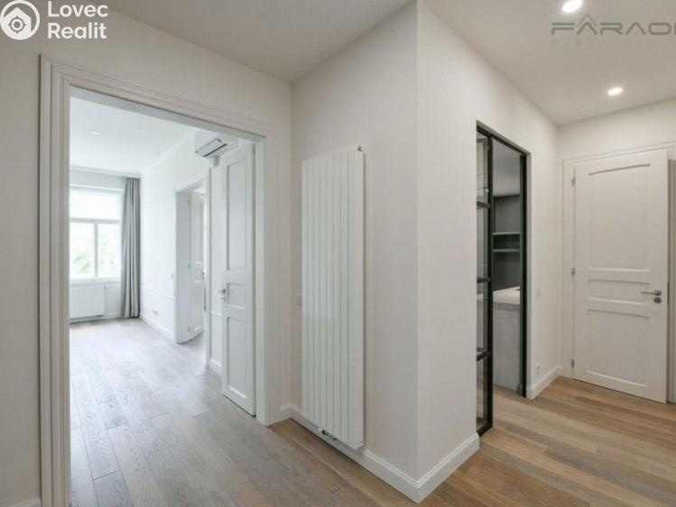 Pronájem bytu 4+KK Praha, náměstí Jiřího z Poděbrad č. 8